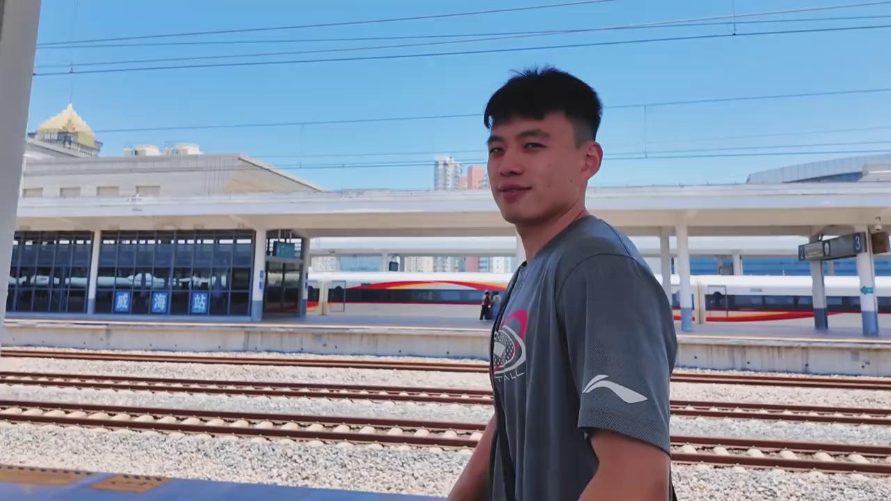 video-poster