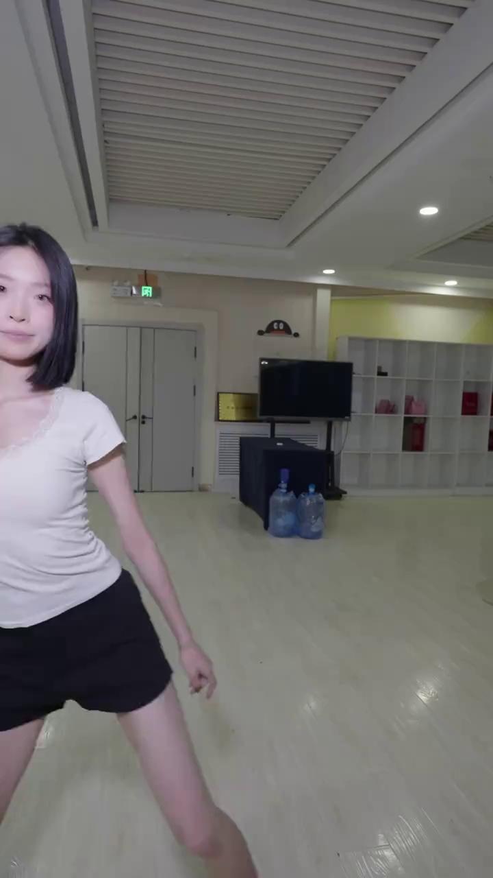 video-poster