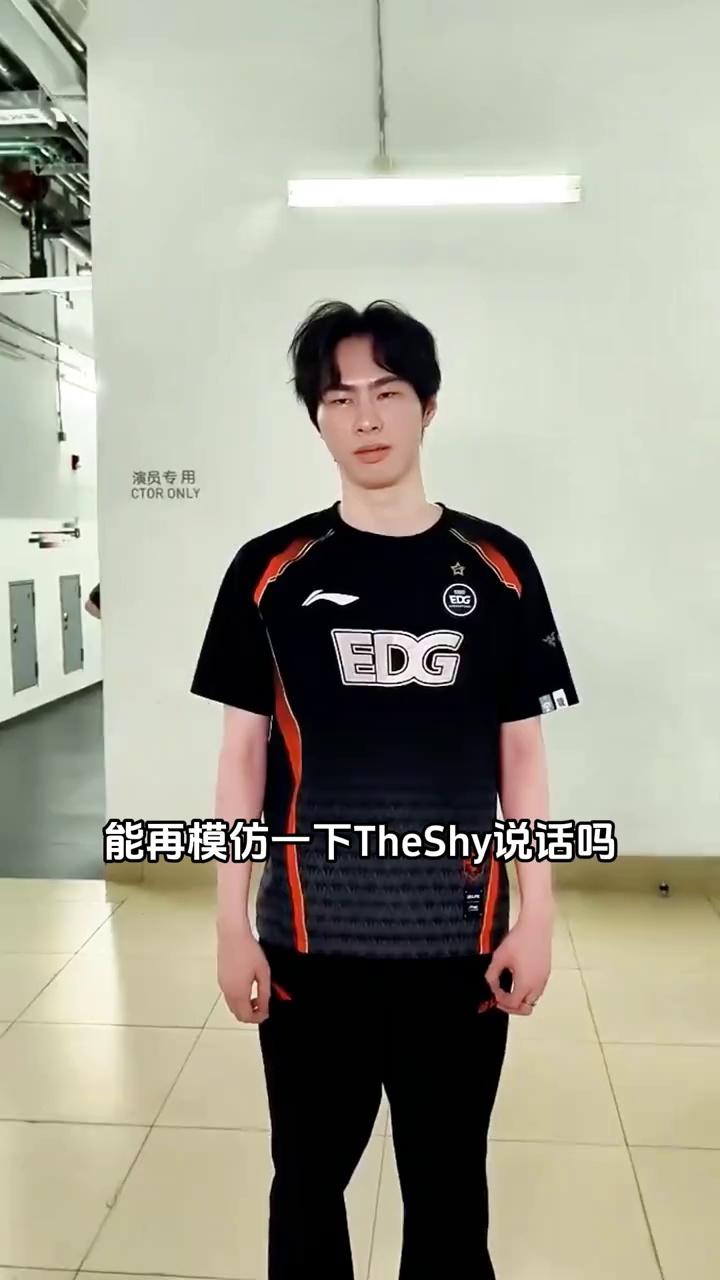 video-poster