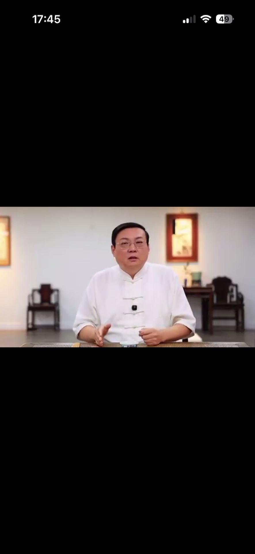 video-poster