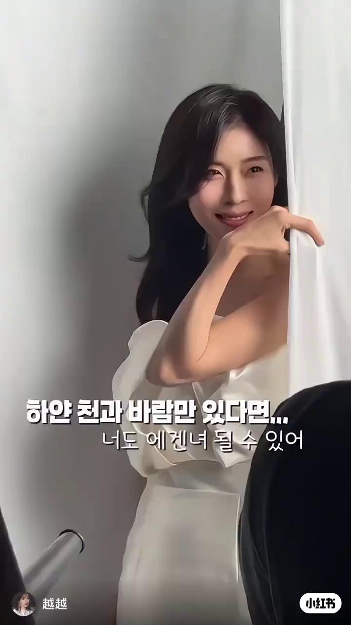 video-poster