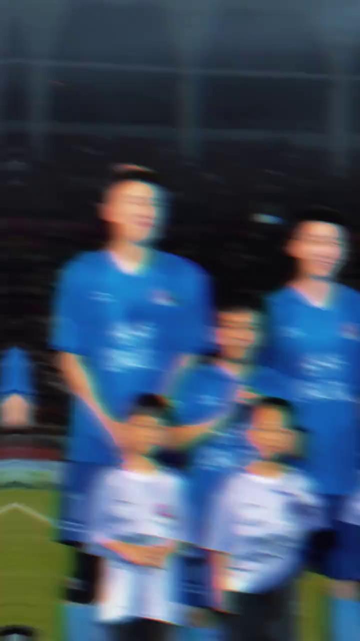 video-poster