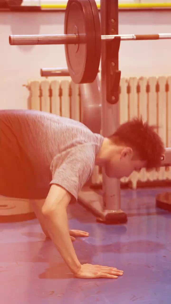 video-poster