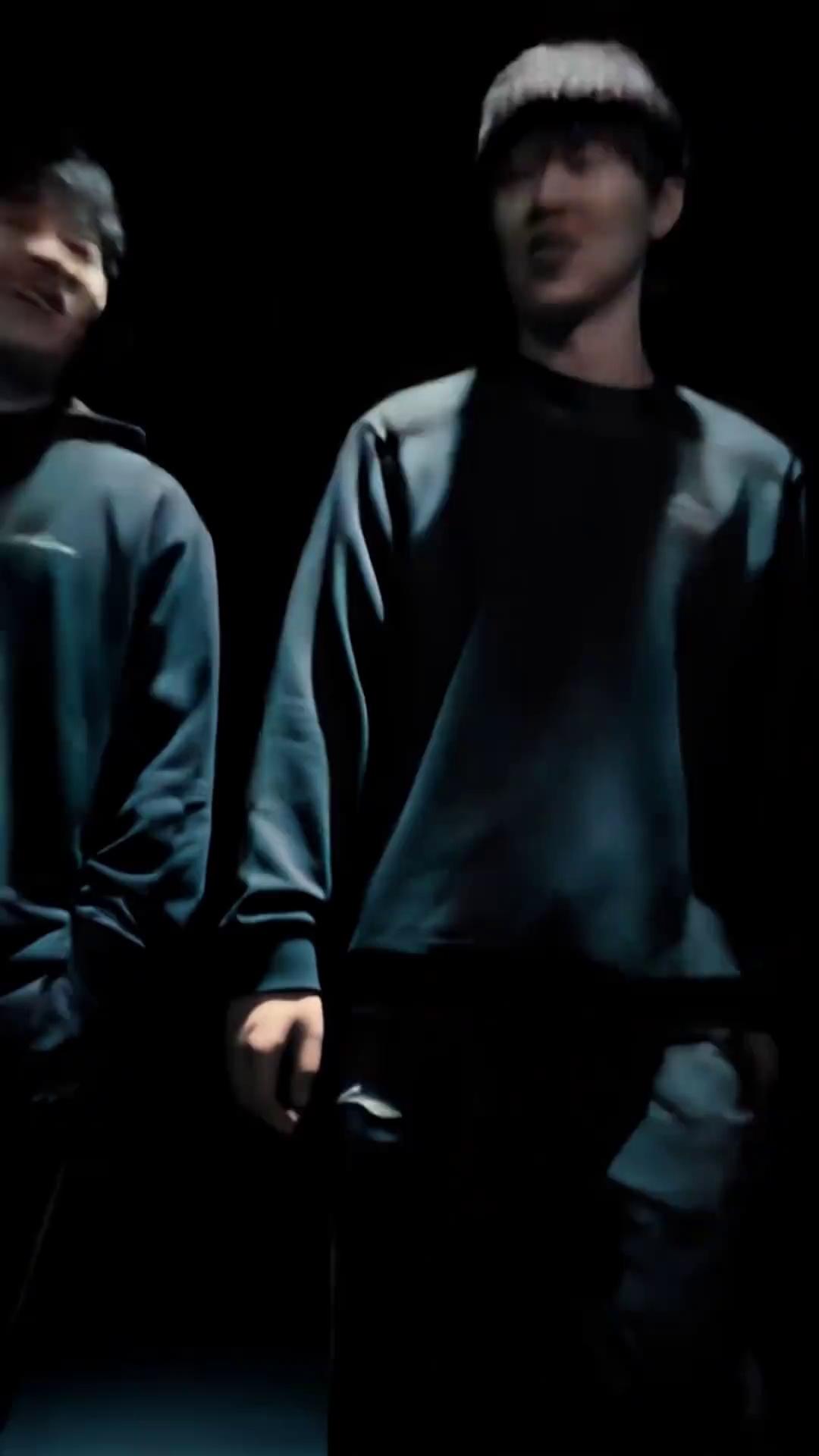 video-poster