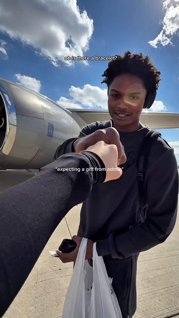 video-poster