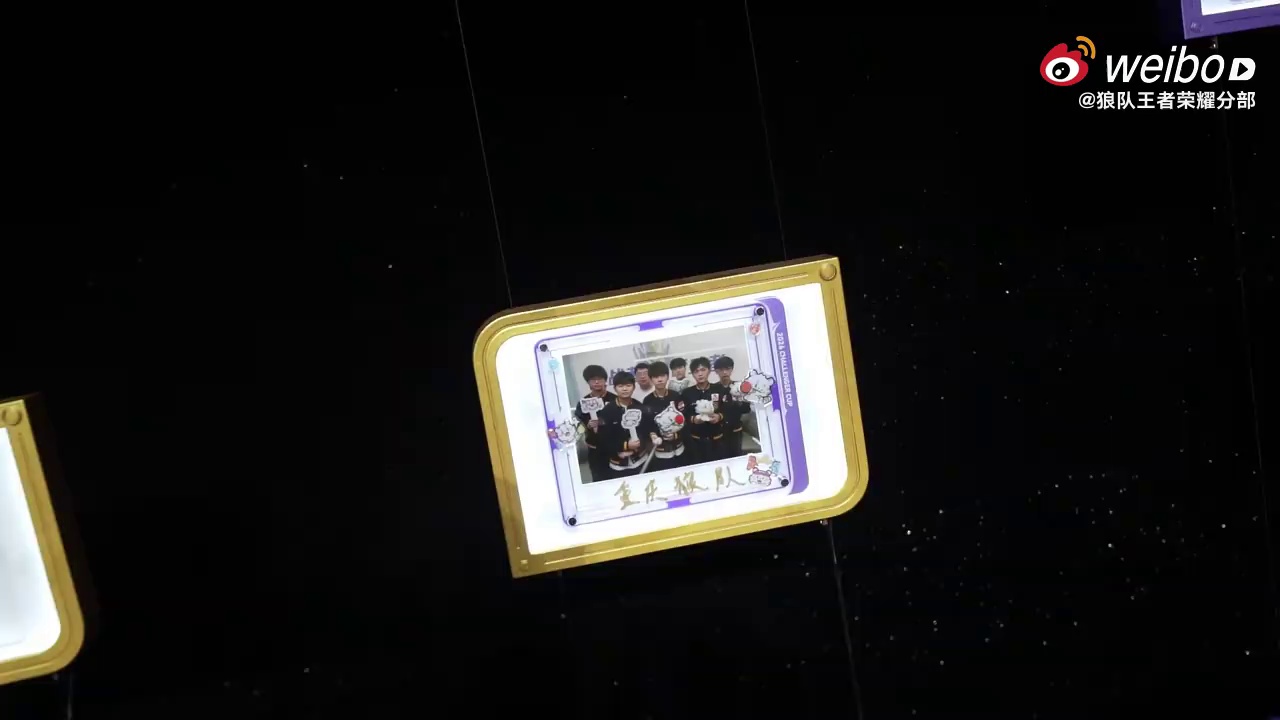 video-poster