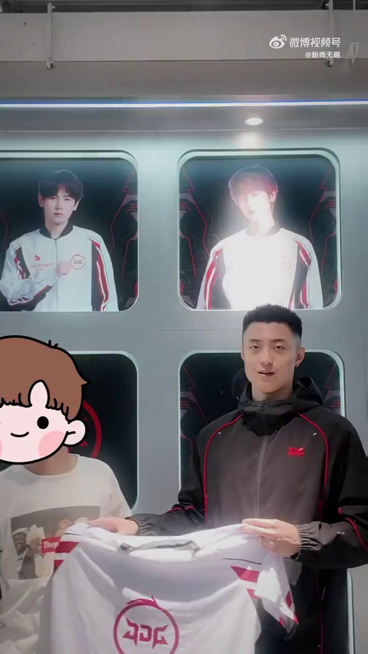 video-poster