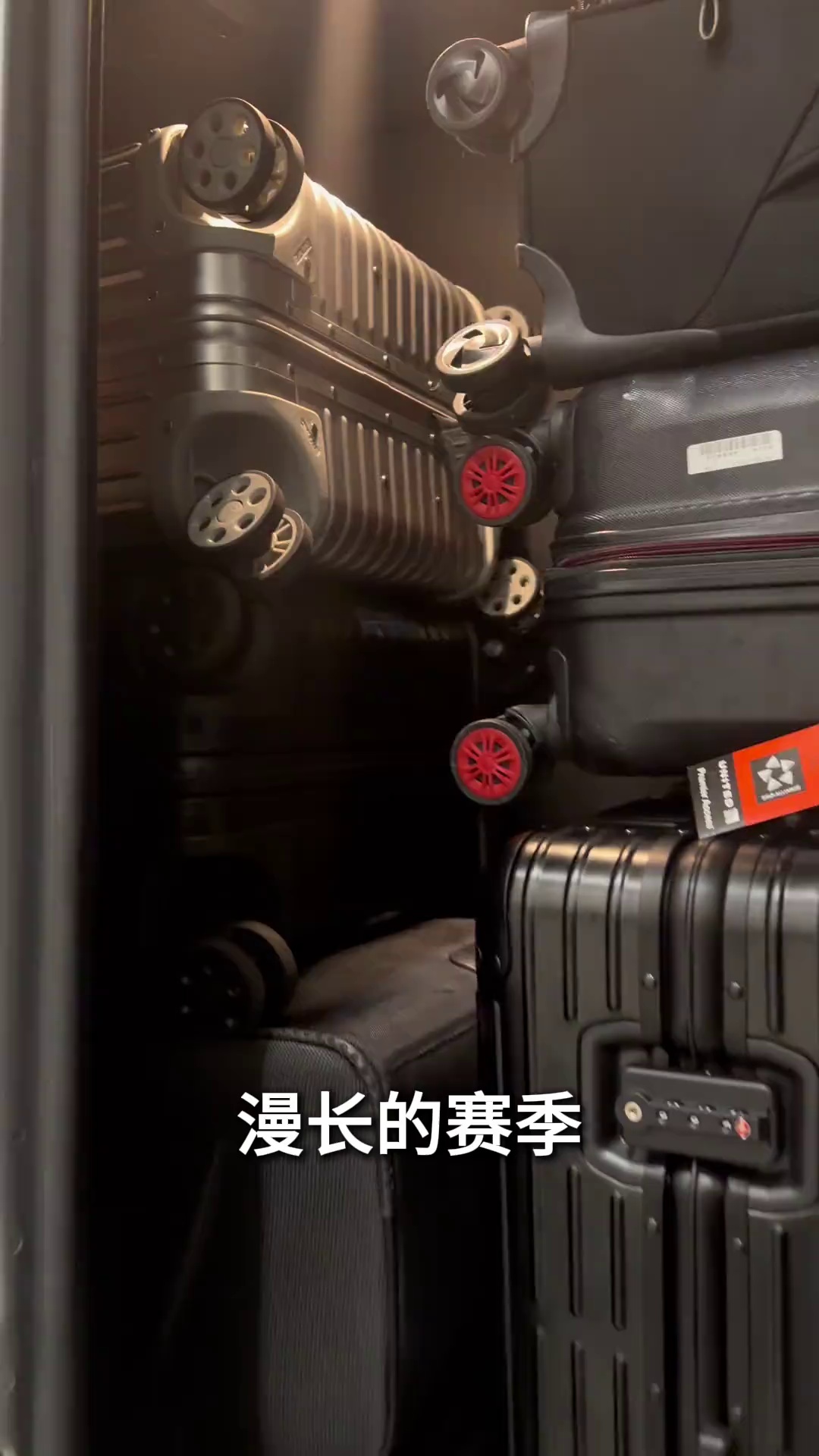 video-poster