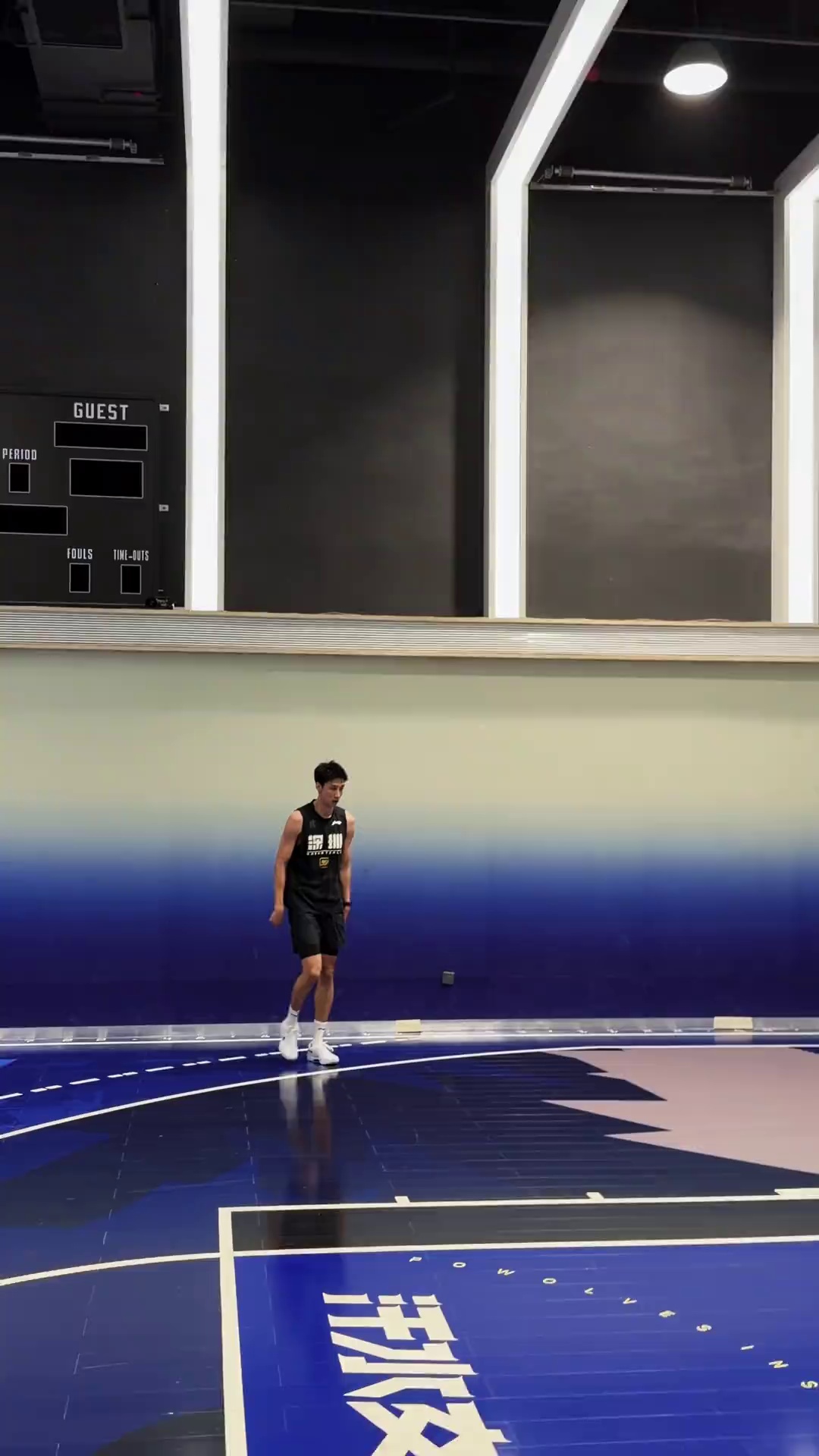 video-poster