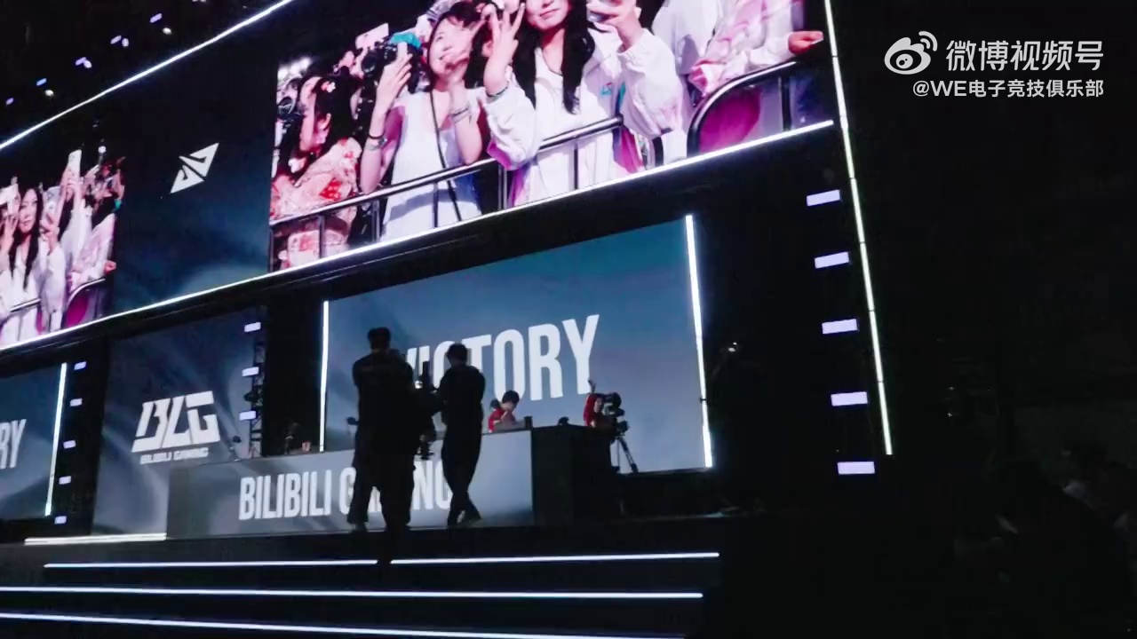 video-poster
