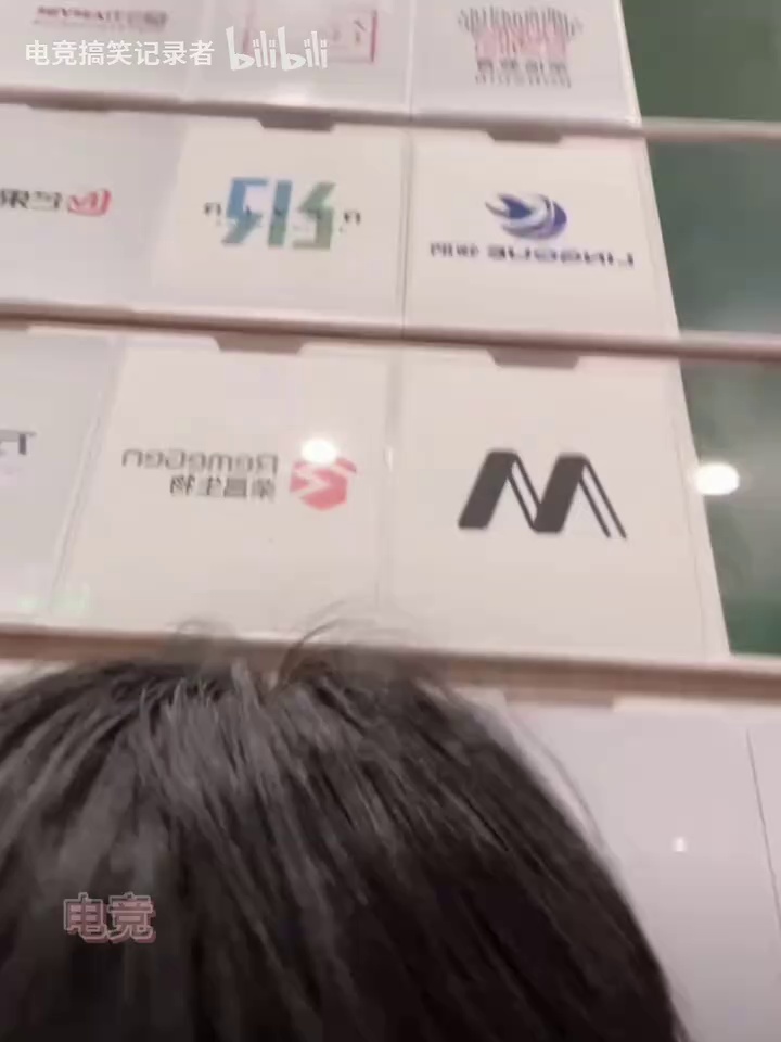 video-poster