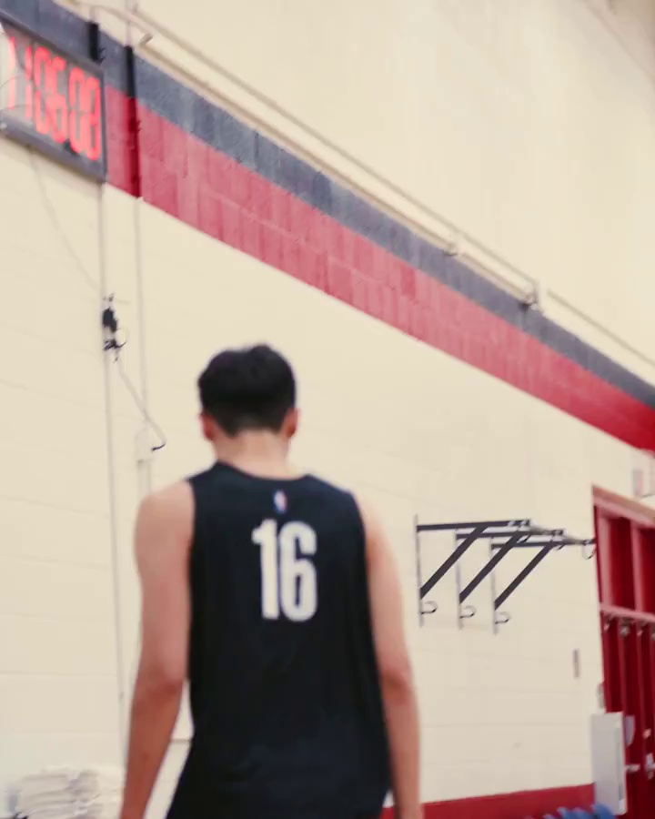 video-poster