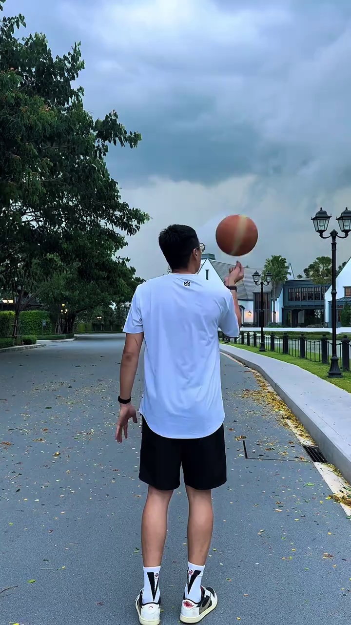 video-poster