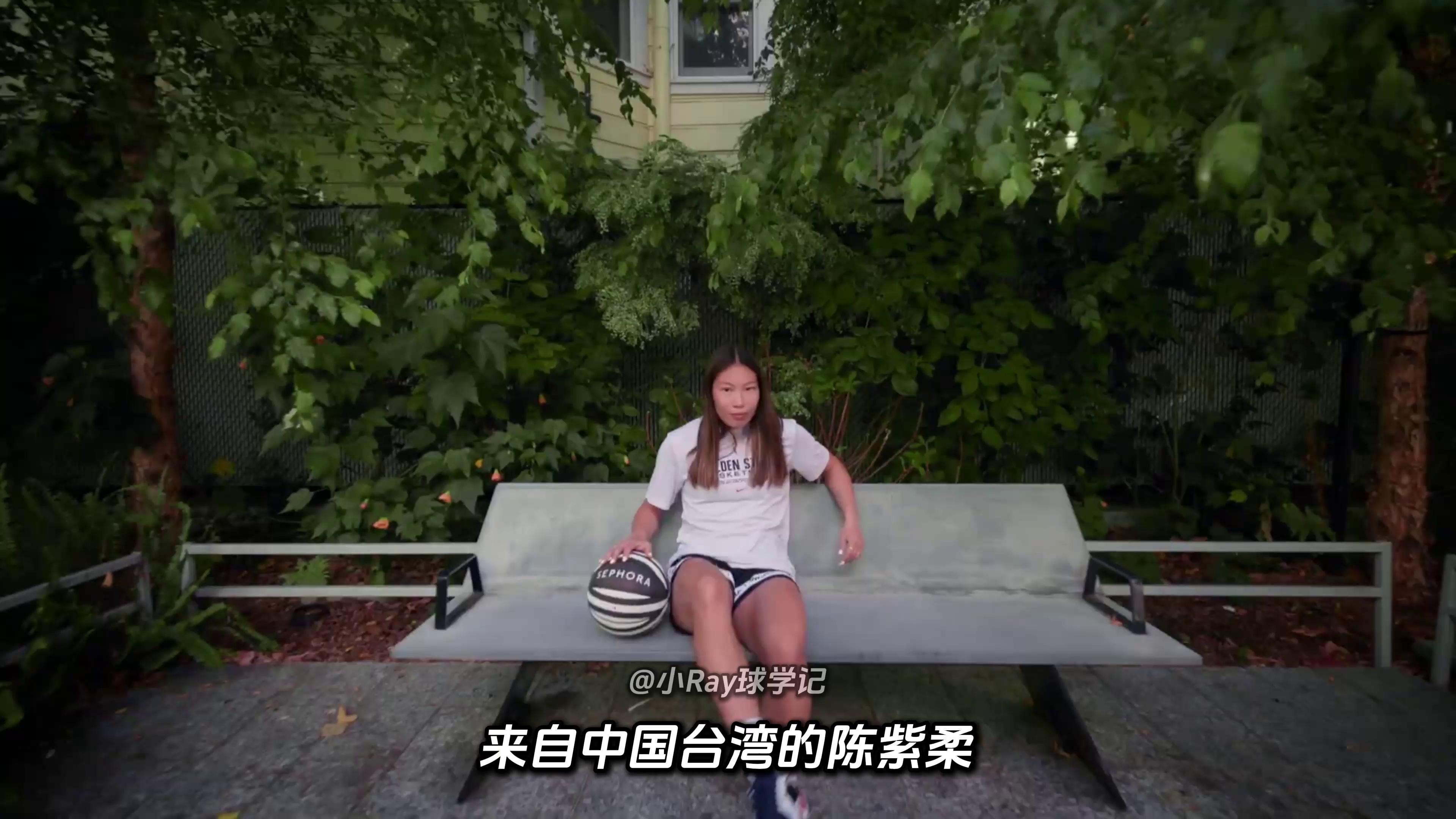 video-poster