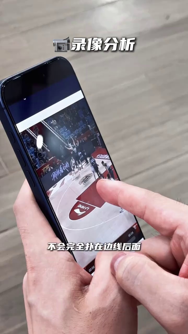 video-poster