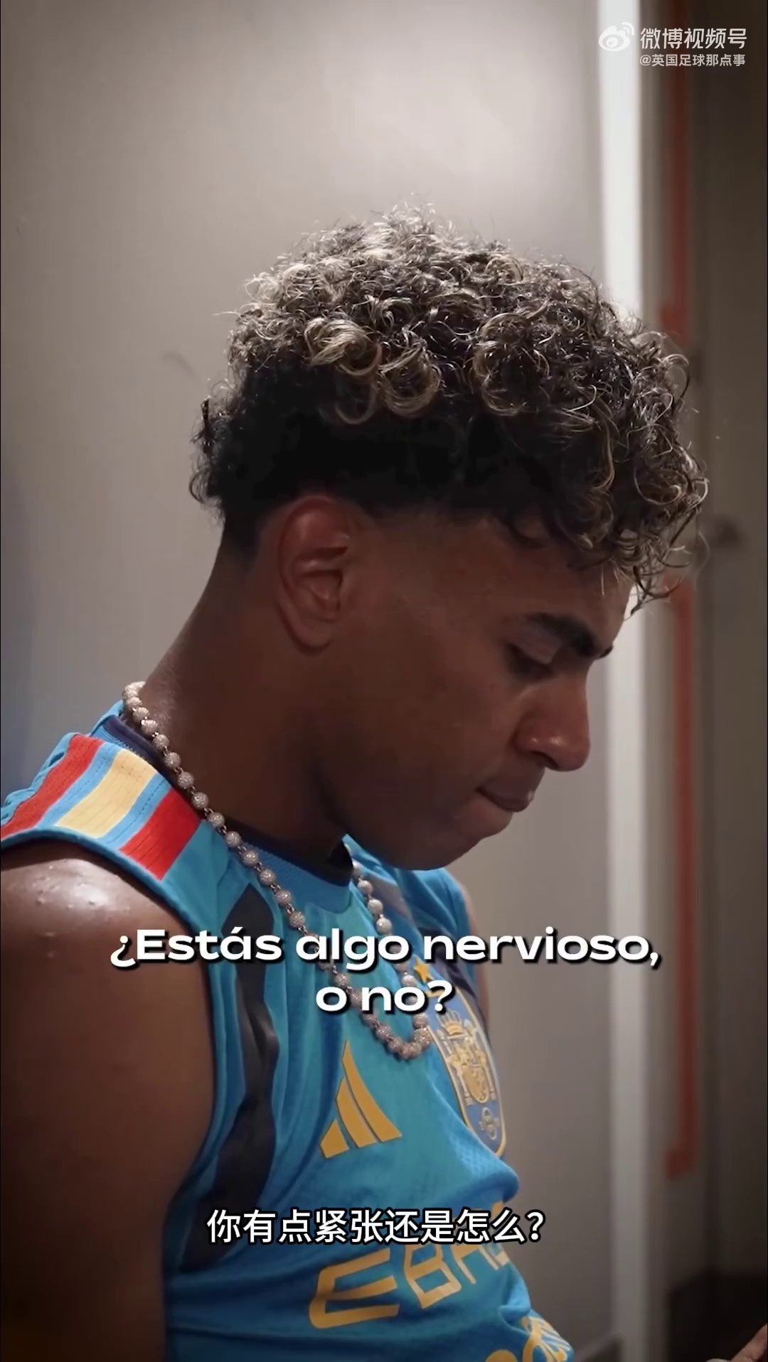 video-poster