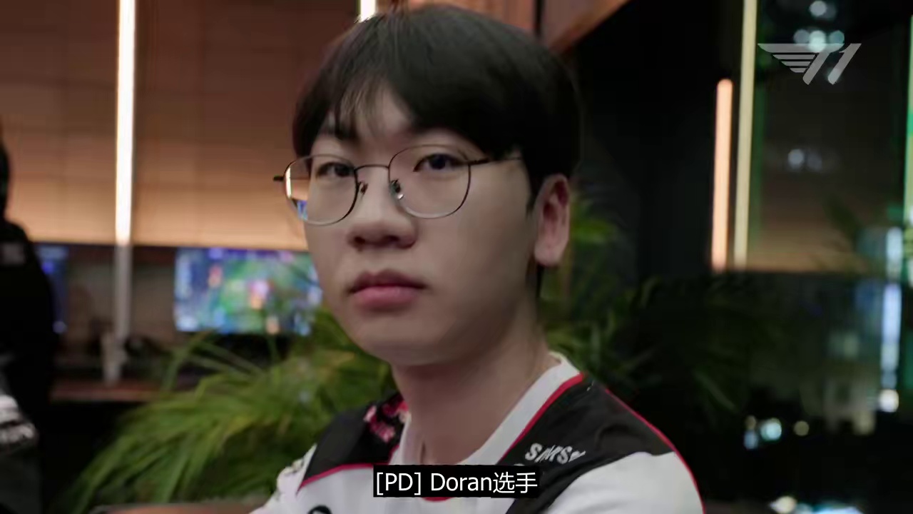 video-poster