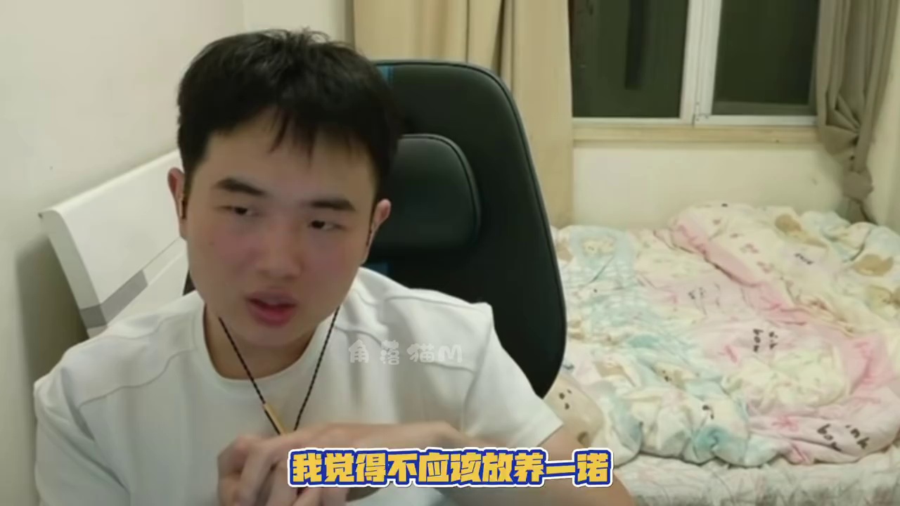 video-poster