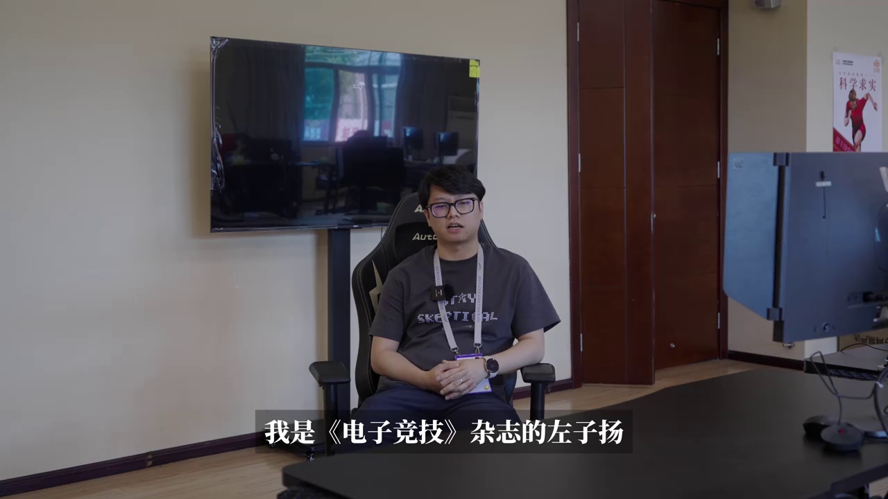video-poster