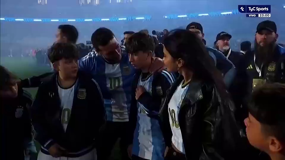 video-poster