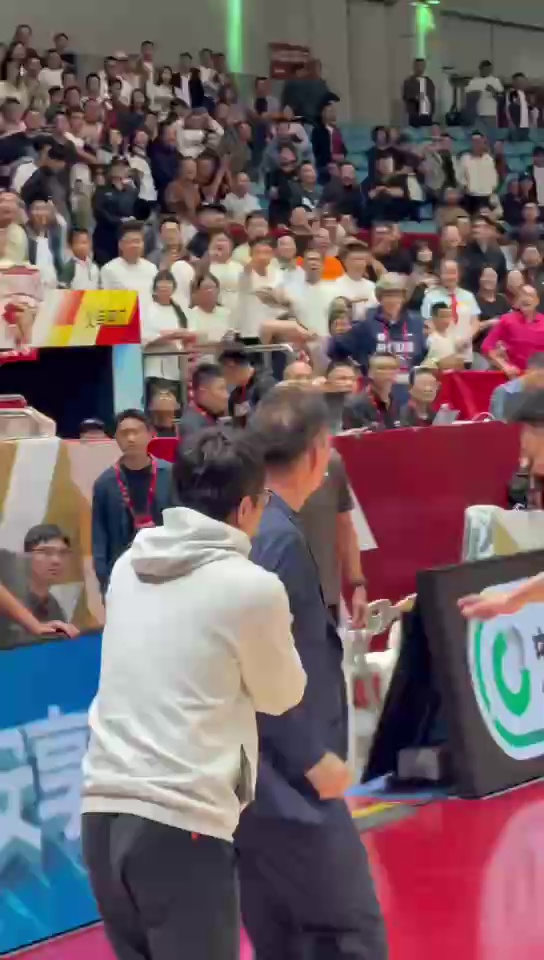video-poster