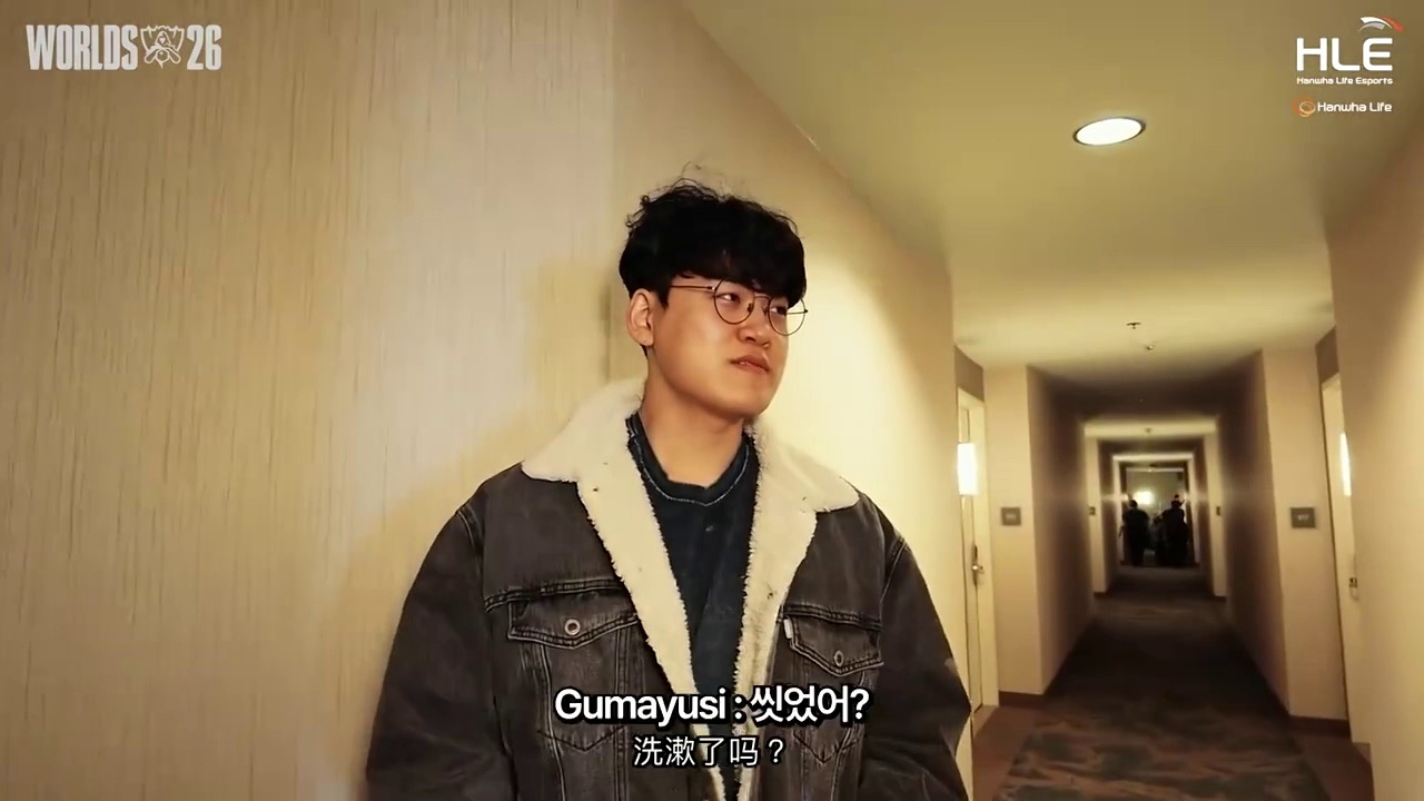 video-poster
