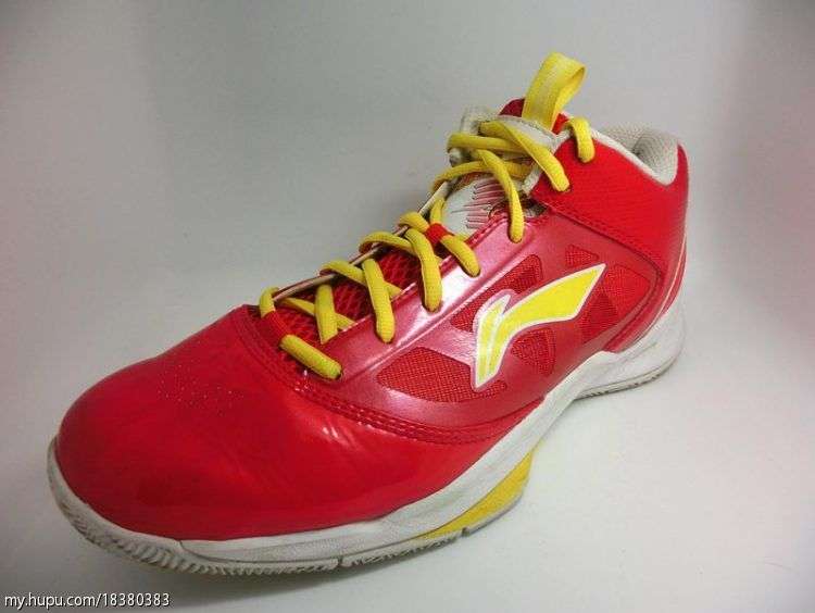 李宁赞助cba球员版音速1代篮球鞋 八一pe 5月29日晚10截止