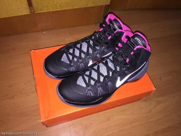 hyperdunk 2013黑粉求大神鉴定(刚才没传上图)