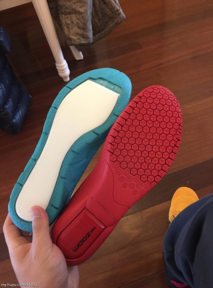 新入的zk11李小龙配色,完美合拍lbj11鞋垫.