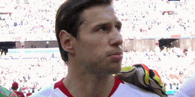 贝德纳雷克破门,日本0-1不敌波兰涉险晋级