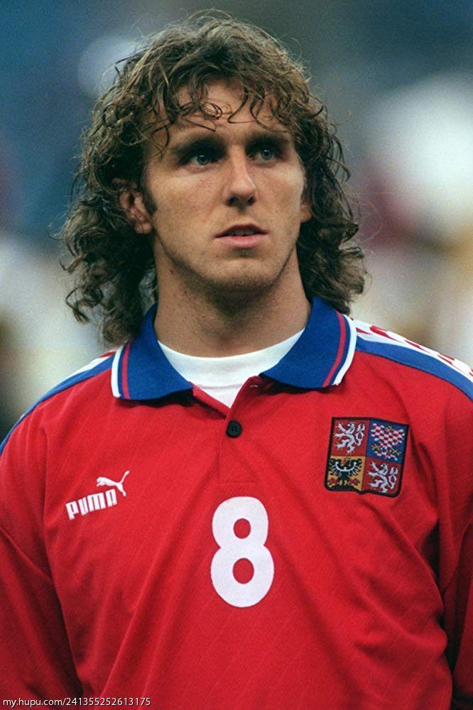 捷克飞翼波博斯基,综合整个职业生涯来看是个怎样的球员