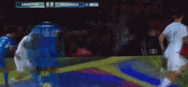 Gif 罗伯托 佩雷拉后点插上 推射空门得手 虎扑国际足球新闻