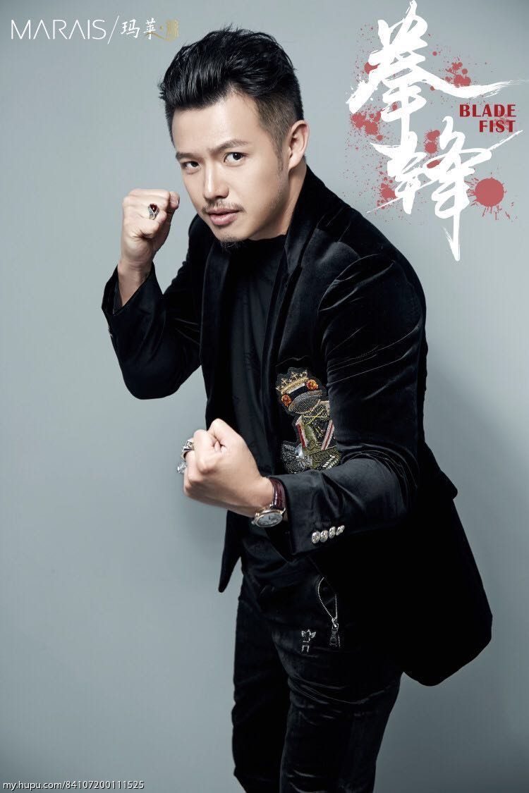 据悉,高锋是一位退役的搏击选手,不仅在搏击上小有作为