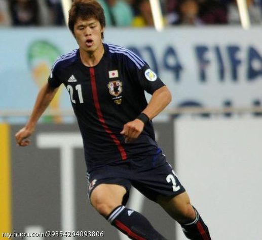 酒井宏树和李昂是否长得极其相似 虎扑
