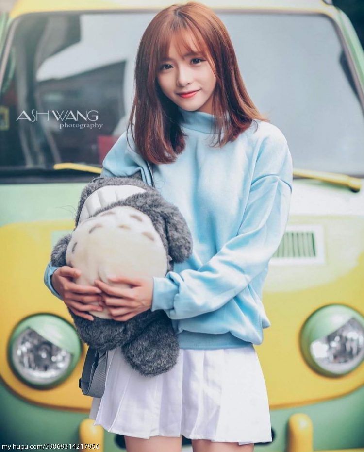 【美女安利】台湾"红豆饼正妹"萧卉君,这身材颜值你给几分?