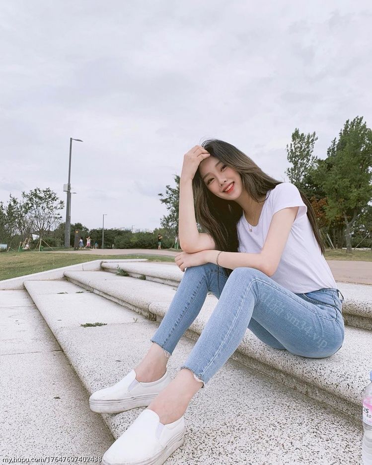 举手投足都让人融化「超可爱笑容」女友力爆棚!