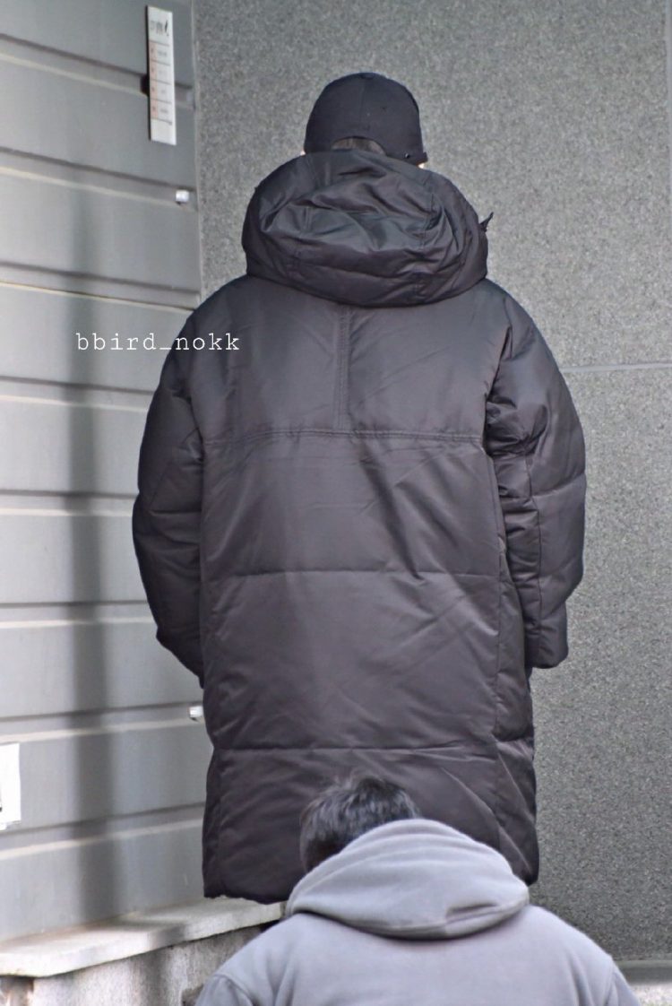 李敏镐穿的这件羽绒服的款型大家觉得怎么样?