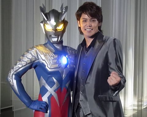 那么作为续作的《贝利亚的银河帝国》,无疑巩固了赛罗在光之国的地位