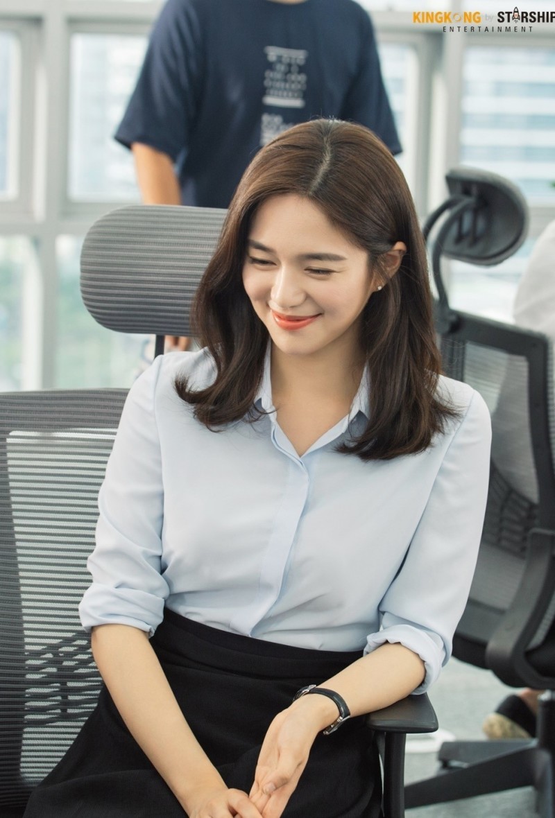 [图集分享]李伊利雅(73p,大流量慎点)