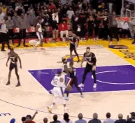 NBA24日战报:湖人遭三连败,老詹成空砍群主、爵士奥利尼克绝杀鹈鹕,122-121击败鹈鹕~