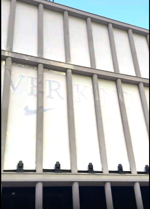 video-poster
