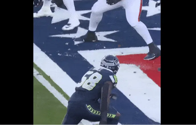 詹庫！美媒：我們在見證歷史三分王和得分王在同一賽季達到新高度