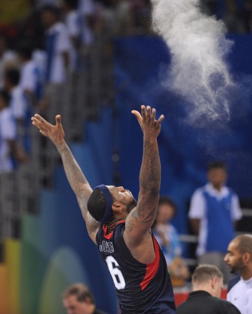 求詹姆斯撒粉壁纸