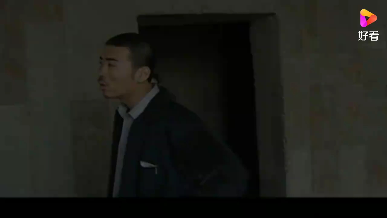 video-poster
