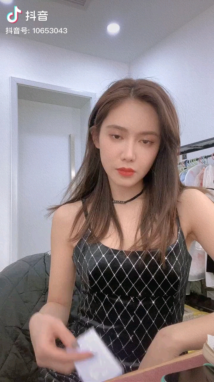 被美娜包养是什么体验
