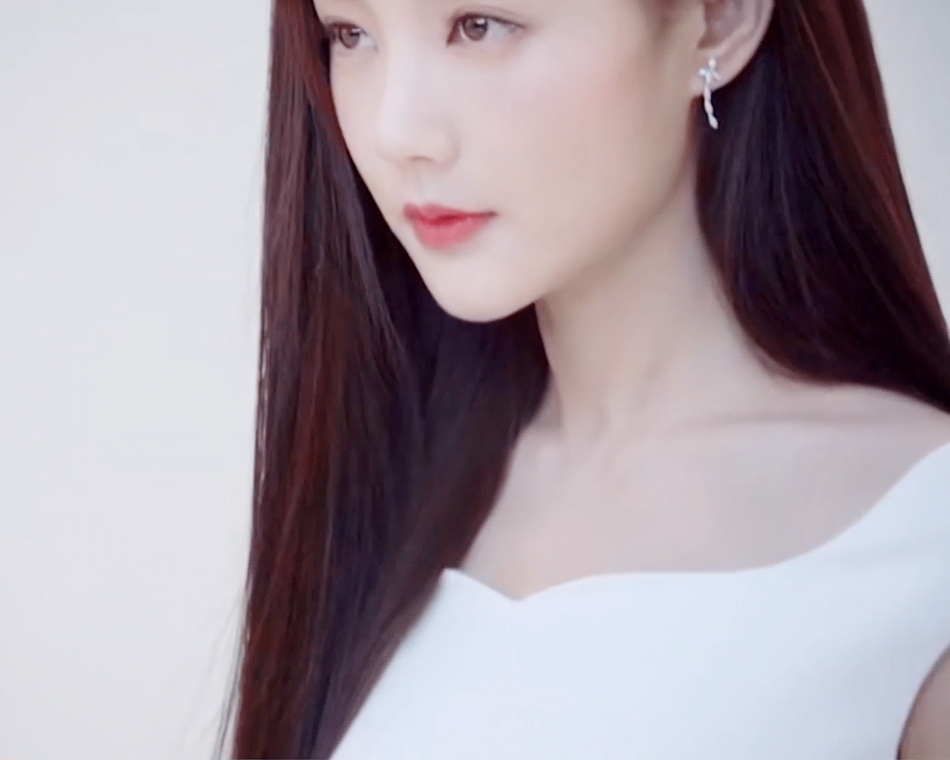 李一桐专楼十三号爱我完美收官新电影我在时间尽头等你定档