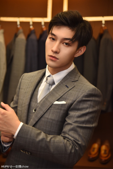 郑恺这颜值放路人里算不算帅哥?