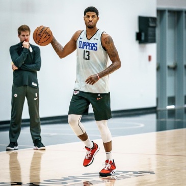 [流言板]恢复良好!保罗-乔治社媒晒训练照,已开始3对3训练