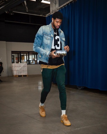 求保罗乔治快船无水印壁纸