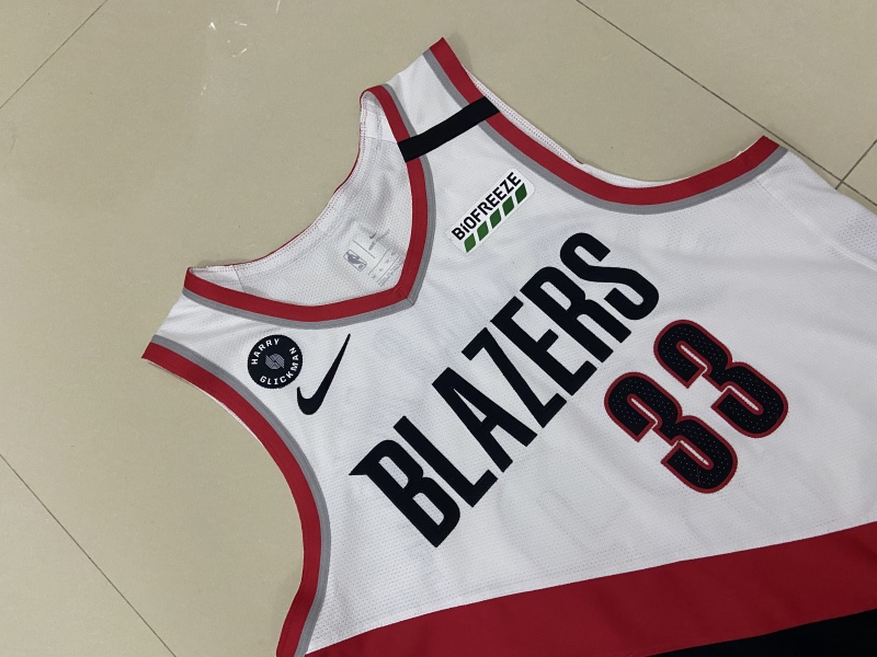 分享一个球衣开箱 虎扑